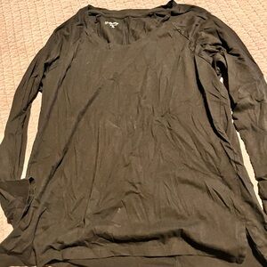 Women's Black Long Sleeve Top